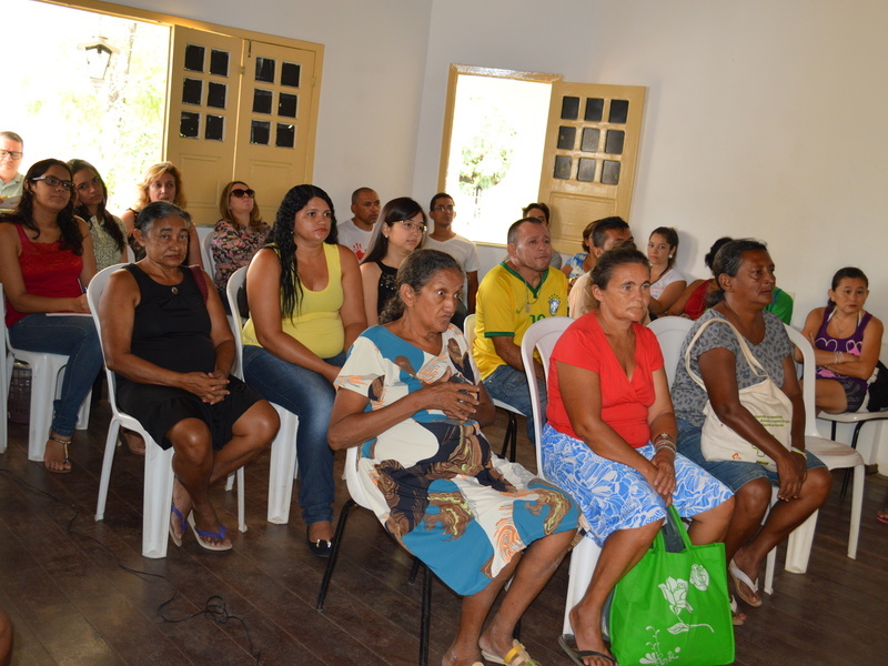 FMS articula discussão sobre violência contra mulher no CAPS Leste