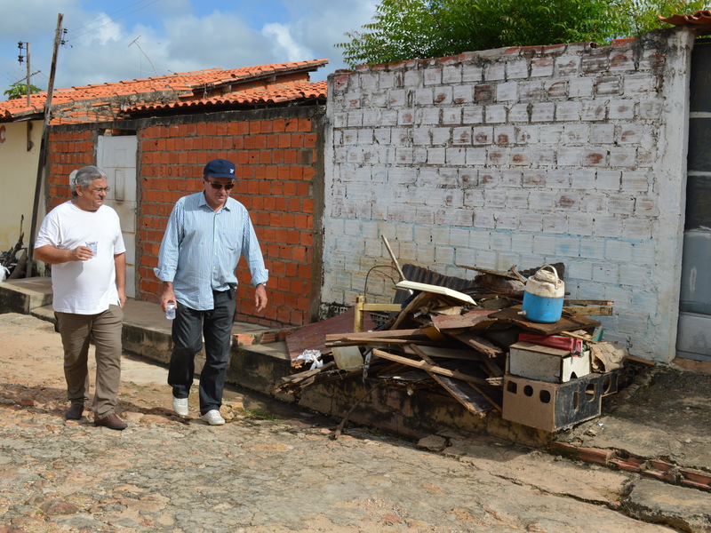 População precisa permanecer atenta para eliminar criadouros do Aedes aegypti