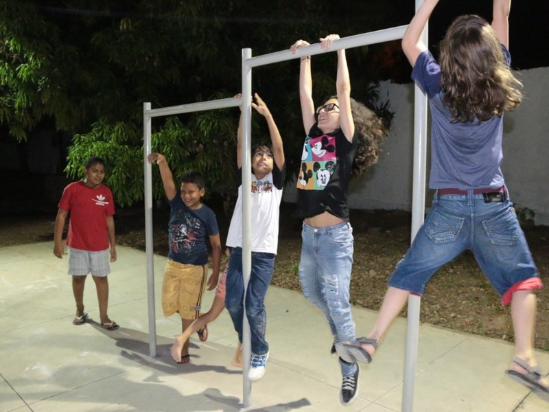 População do Parque Wall Ferraz recebe Academia da Saúde