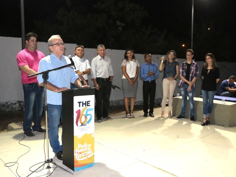 População do Parque Wall Ferraz recebe Academia da Saúde