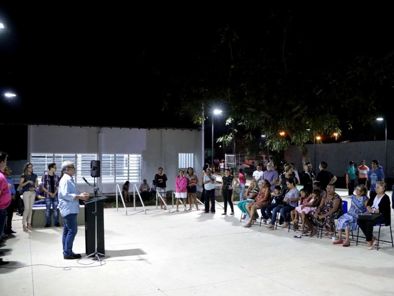 População do Parque Wall Ferraz recebe Academia da Saúde