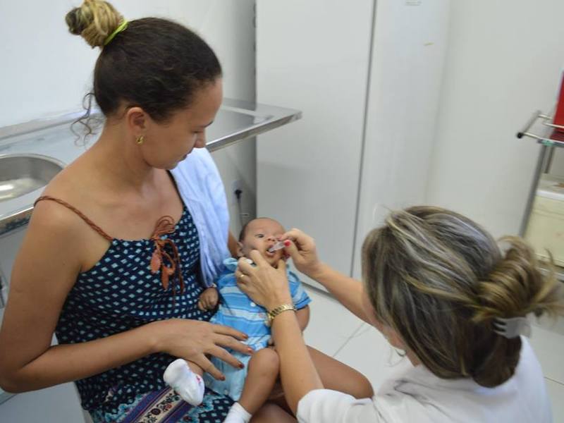 População comparece às salas de vacina durante dia D da multivacinação