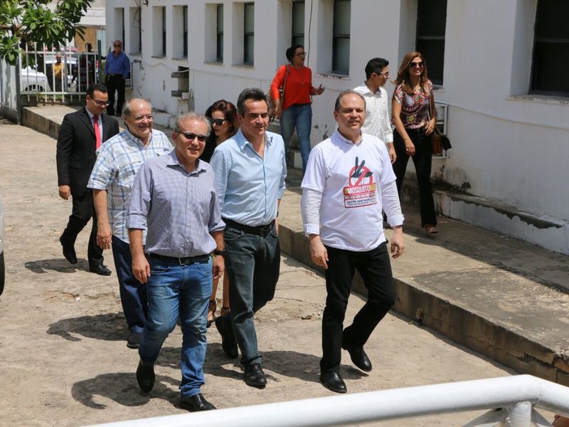 Ministro libera verba para Centro de Atenção à Mulher e recebe software desenvolvido em Teresina