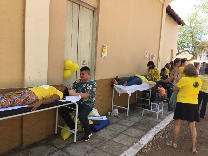 Saúde e Assistência Social realizam ação de prevenção ao suicídio na praça do Poty Velho