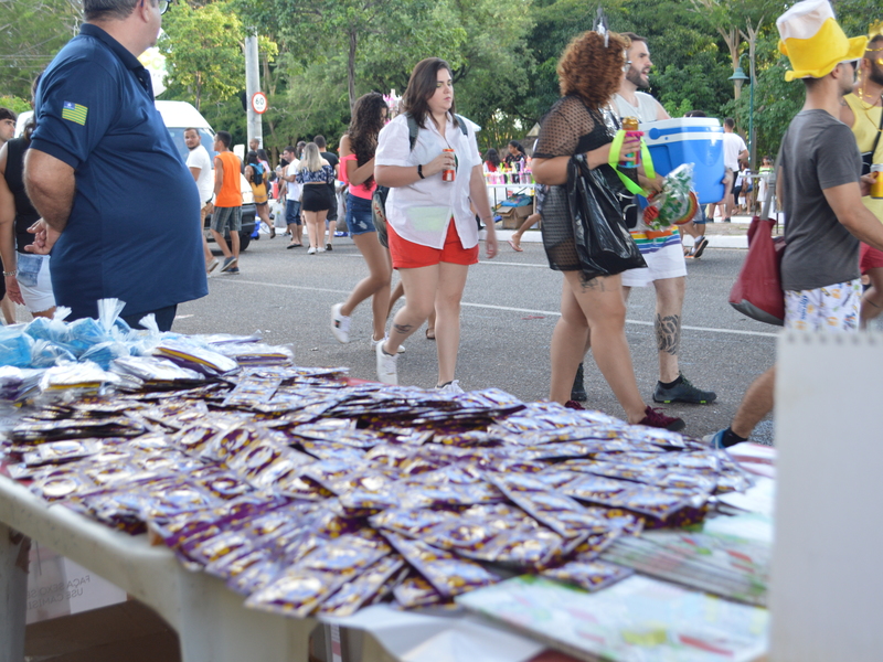 Fundação Municipal de Saúde distribui mais de 55 mil preservativos durante o Corso