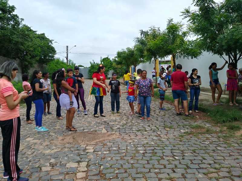 Caps Infantil realiza II Bailinho de Carnaval  