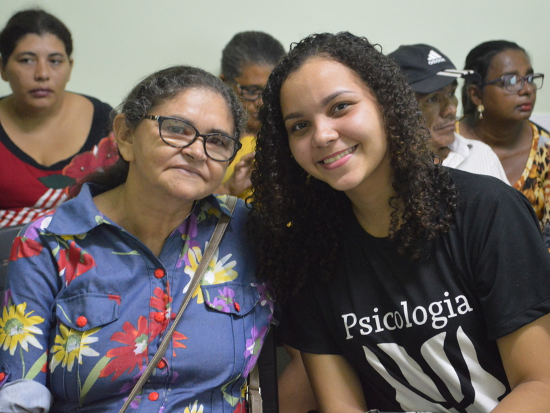 Usuários com transtorno mental aprendem a ler e escrever através de projeto do CAPS
