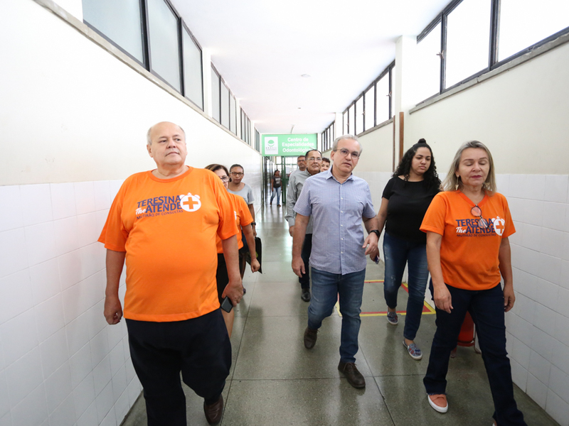 Ortopedistas atendem mais de mil pessoas neste sábado em Teresina