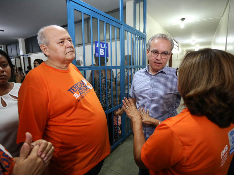 Ortopedistas atendem mais de mil pessoas neste sábado em Teresina