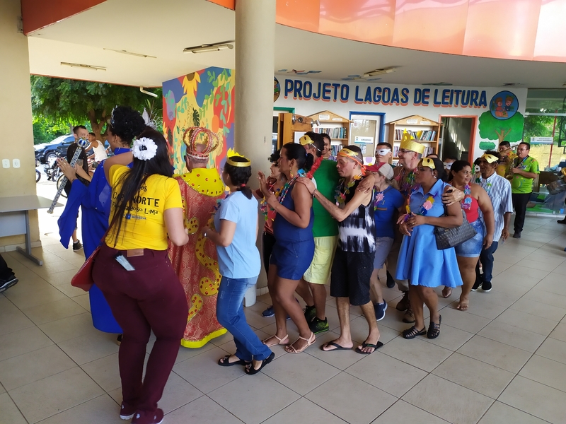 CAPS Norte realiza festa de carnaval no Lagoas do Norte 