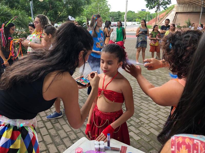 A programação da festa contou com participação dos Reis e Rainhas do carnaval de Teresina, banda carnavalesca e carro de som