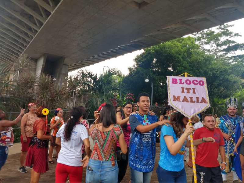 A programação da festa contou com participação dos Reis e Rainhas do carnaval de Teresina, banda carnavalesca e carro de som