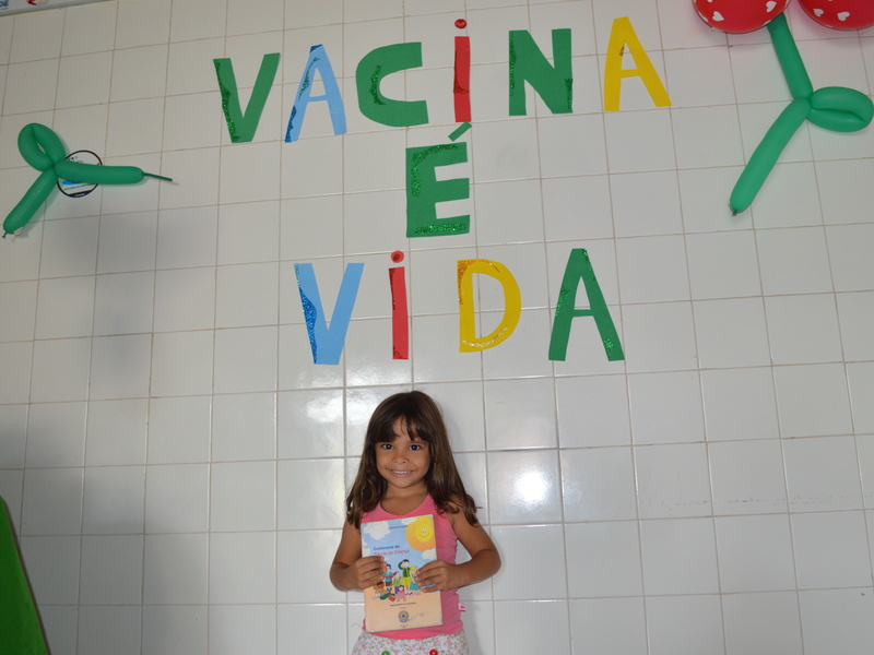  Teresinenses comparecem aos postos durante Dia D de Vacina do Sarampo