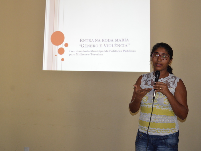 FMS articula discussão sobre violência contra mulher no CAPS Leste