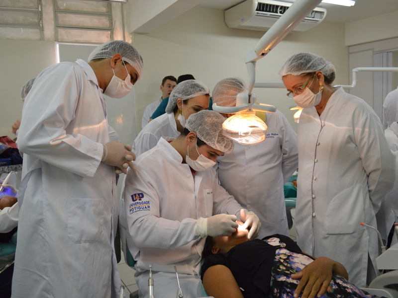 PMT oferta gratuitamente próteses dentárias em Unidades Básicas de Saúde