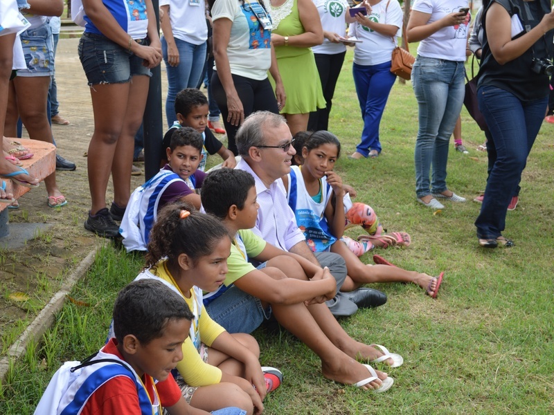 Faxina nos Bairros conta com a participação das crianças no combate ao Aedes aegypti
