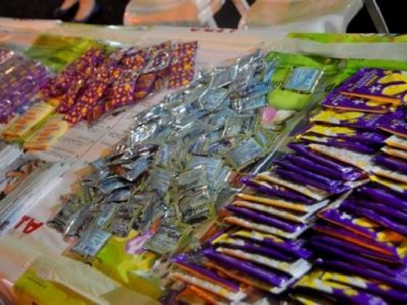 FMS distribui mais de 2 mil preservativos durante ação voluntária