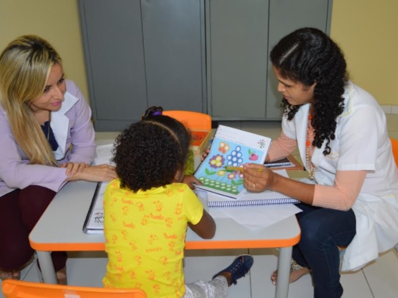 PMT inaugura centro para crianças com dificuldade de aprendizagem
