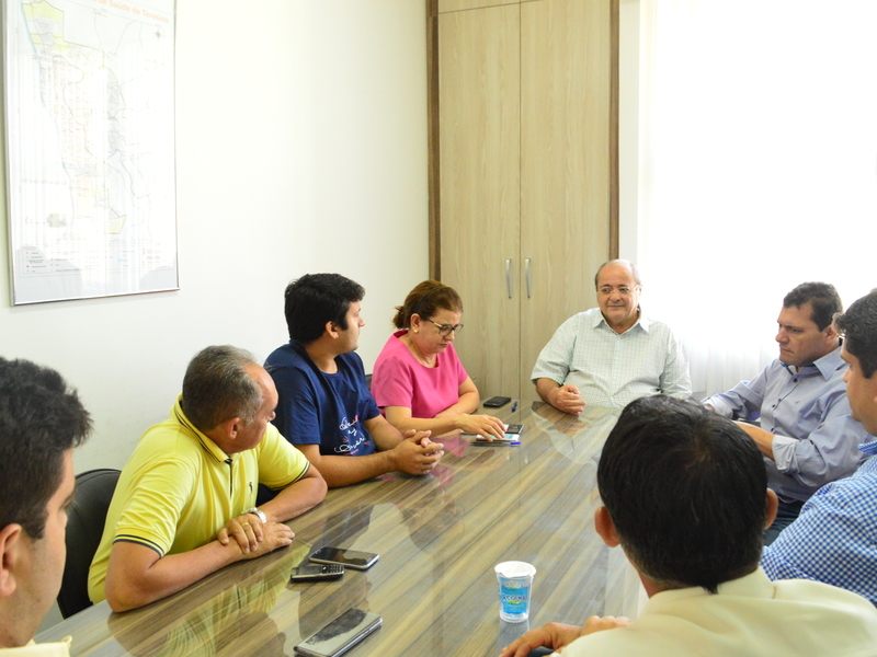 FMS apresenta plano de reorganização das UTIs neonatais aos vereadores de Teresina