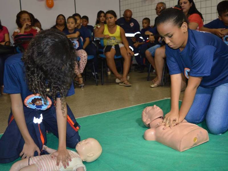 SAMU Teresina entrega diploma de Socorrista Mirim a 32 crianças