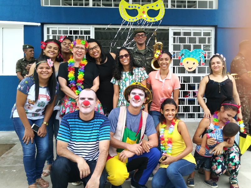 CAPS Infantil realiza baile de carnaval com usuários