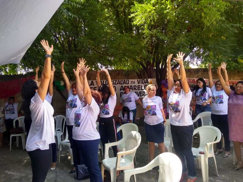 Hospital da Primavera promove práticas de yoga e reiki para a comunidade