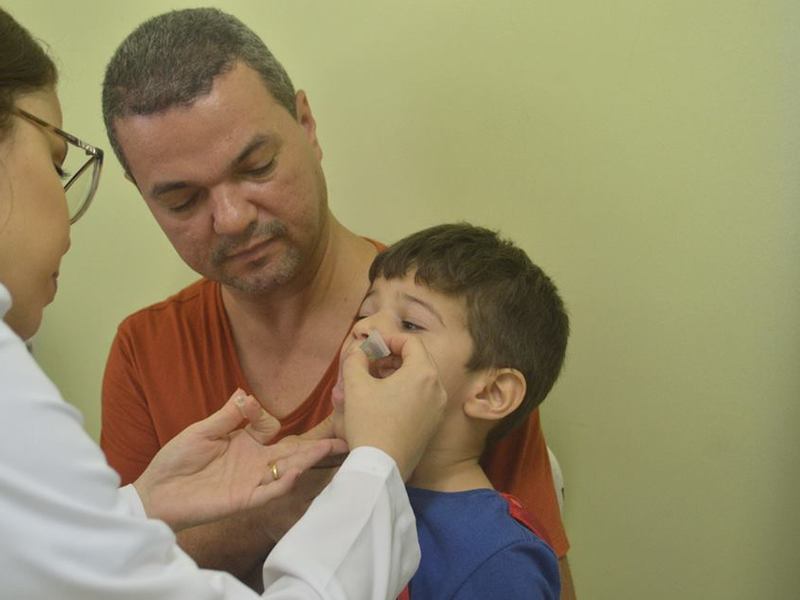 FMS faz apelo para que responsáveis levem as crianças para vacinar