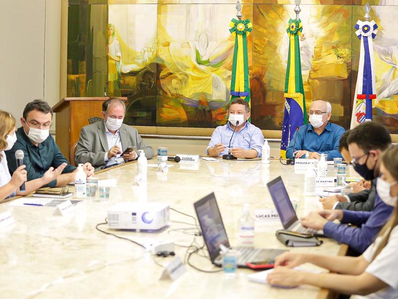 Comitê de crise se reúne e analisa próximas ações de combate à pandemia na capital