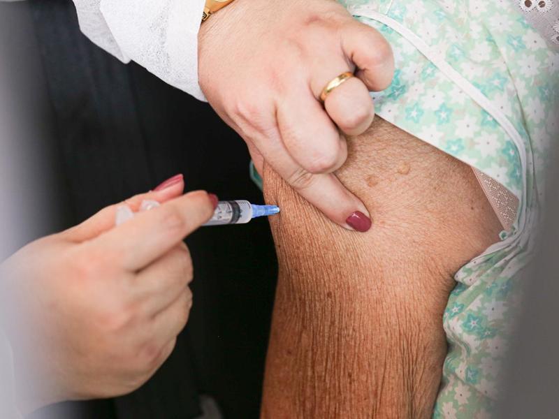 FMS aplica quase 62 mil doses da vacina da COVID-19