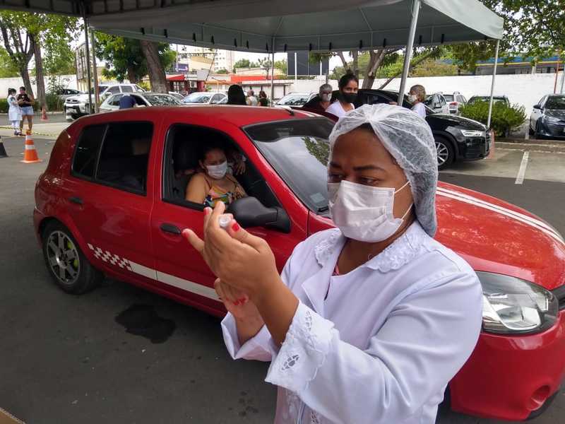 Teresina terá drive thru de primeira dose para a população de 40 e 41 anos amanhã (23)