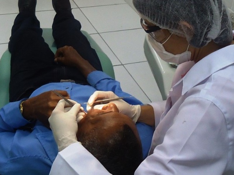 FMS disponibiliza atendimento de urgência odontológica 24 horas e zap odonto