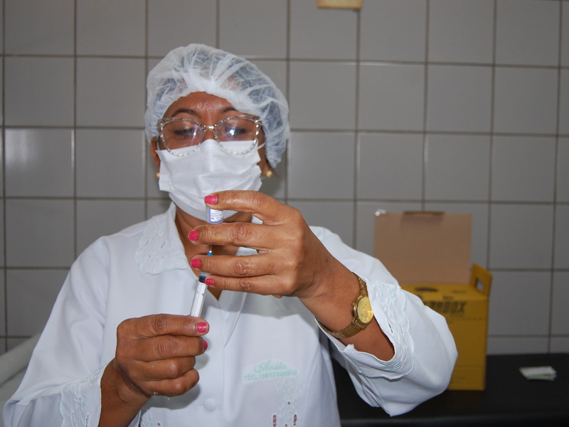 Quase 8 mil pessoas foram vacinadas no dia D da vacinação em Teresina