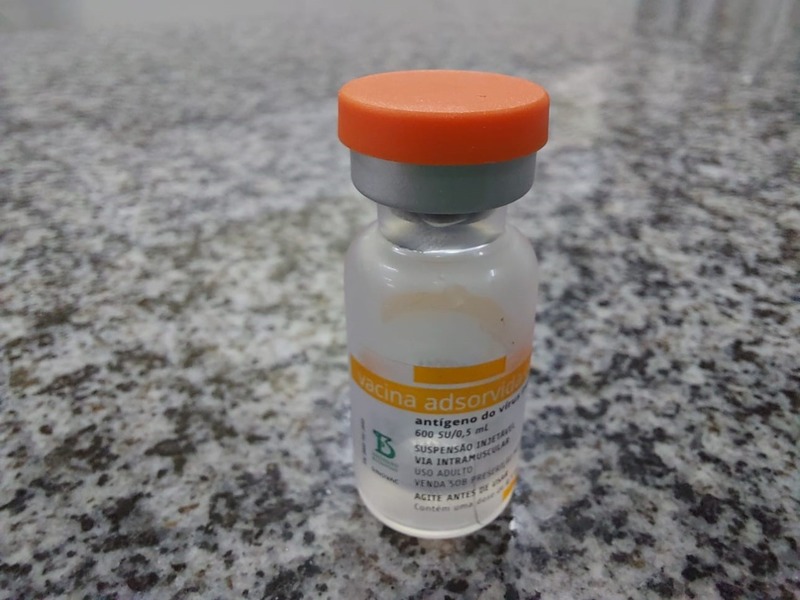 FMS recebe doses da Coronavac e inicia vacinação de crianças de 4 anos