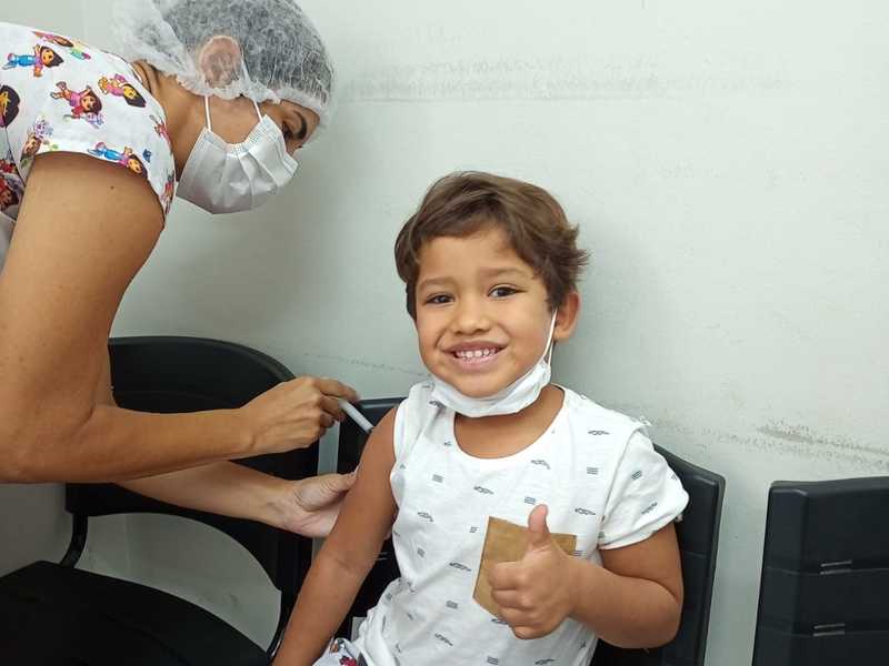 FMS amplia vacinação Covid para crianças de 3 anos