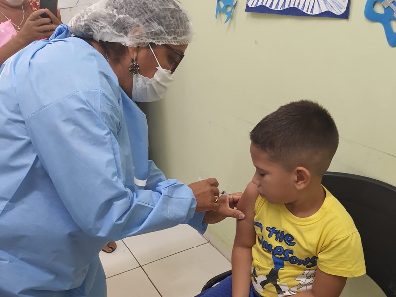 FMS reorganiza vacinação Covid infantil na capital