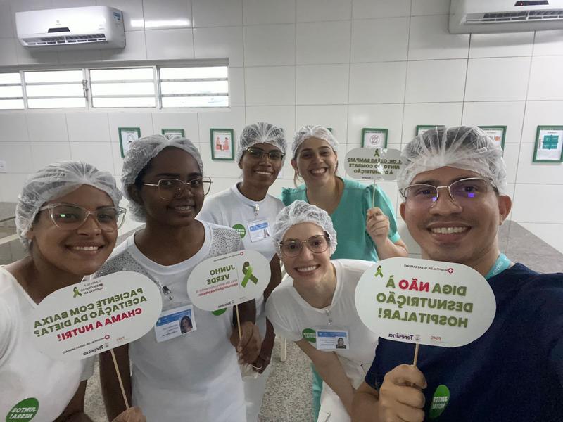 Hospital Ozeas Sampaio realiza ação educativa sobre desnutrição hospitalar