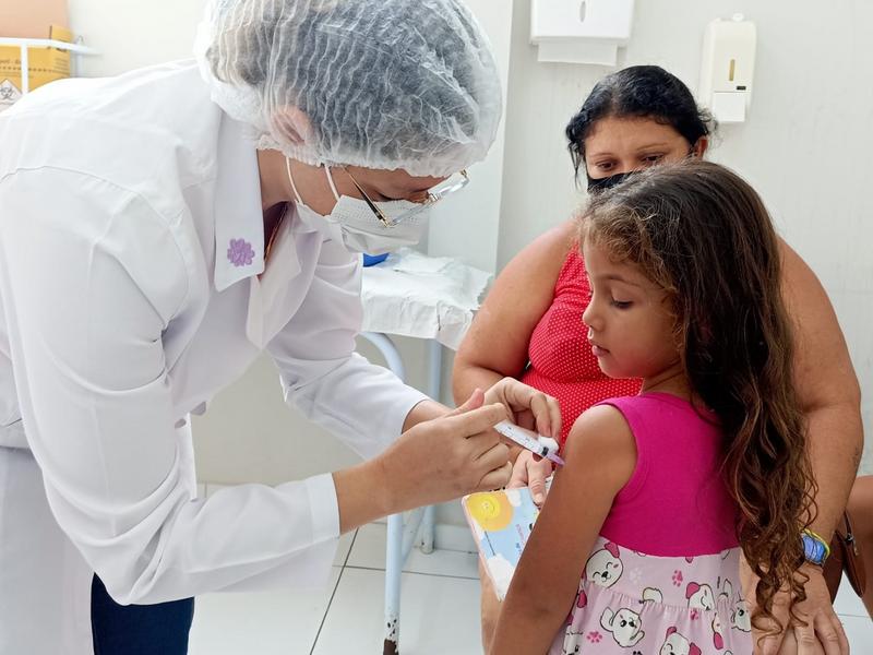 Vacinas de gripe e covid estão disponíveis em todas as Unidades Básicas de Saúde (UBS)