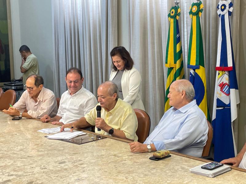 940 aprovados no concurso da FMS devem enviar documentos por e-mail 940 aprovados no concurso da FMS devem enviar documentos por e-mail