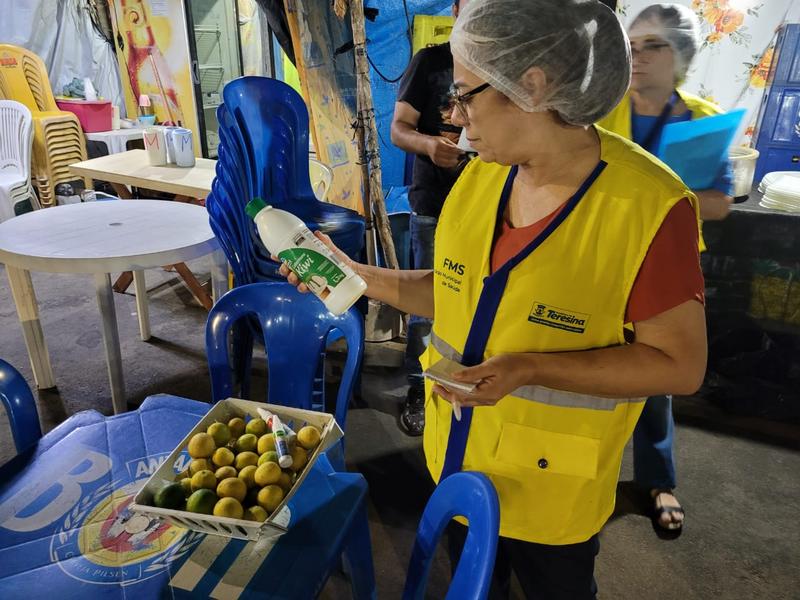 Vigilância Sanitária promove orientações e fiscalizações nos eventos juninos Vigilância Sanitária promove orientações e fiscalizações nos eventos juninos