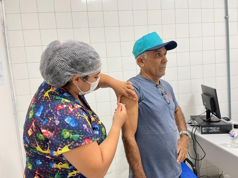 FMS promove ação de testagem e vacinação na Praça da Bandeira nesta quinta-feira (31)