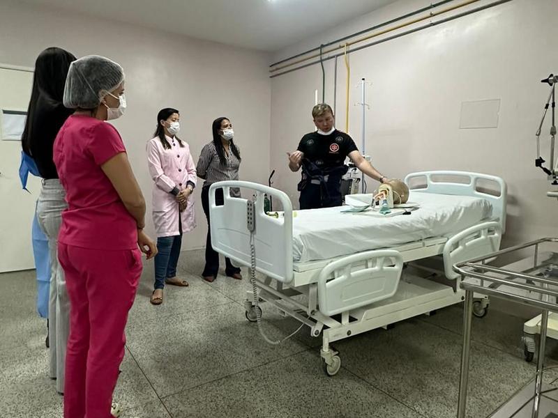 Técnicos e enfermeiros do Hospital Dr. Ozéas Sampaio passam por qualificações